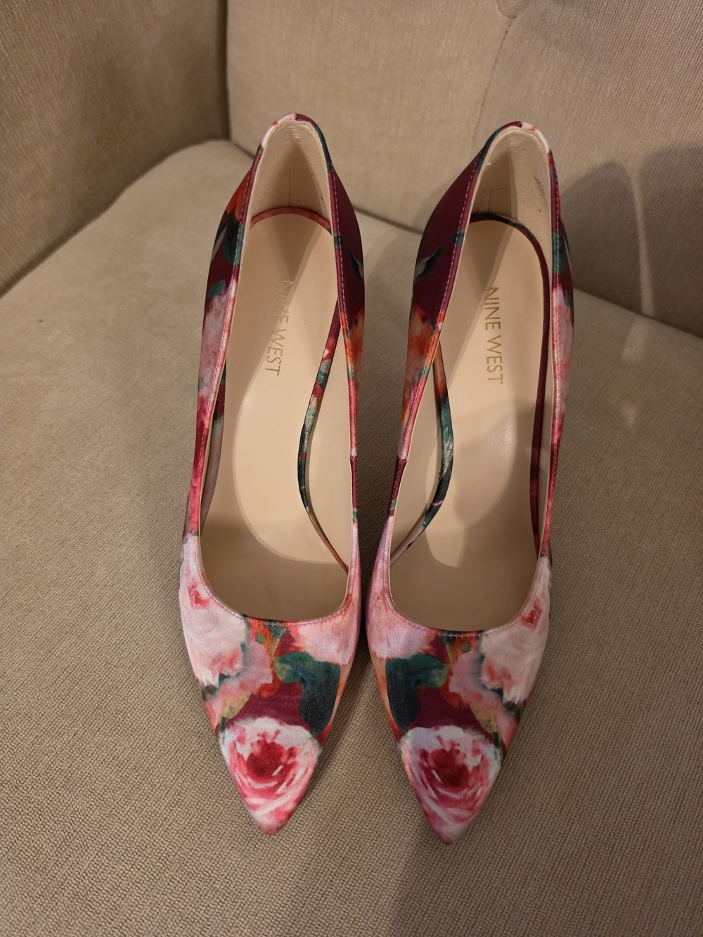 Nine West Women’s Pink Floral Pointed Toe Pumps